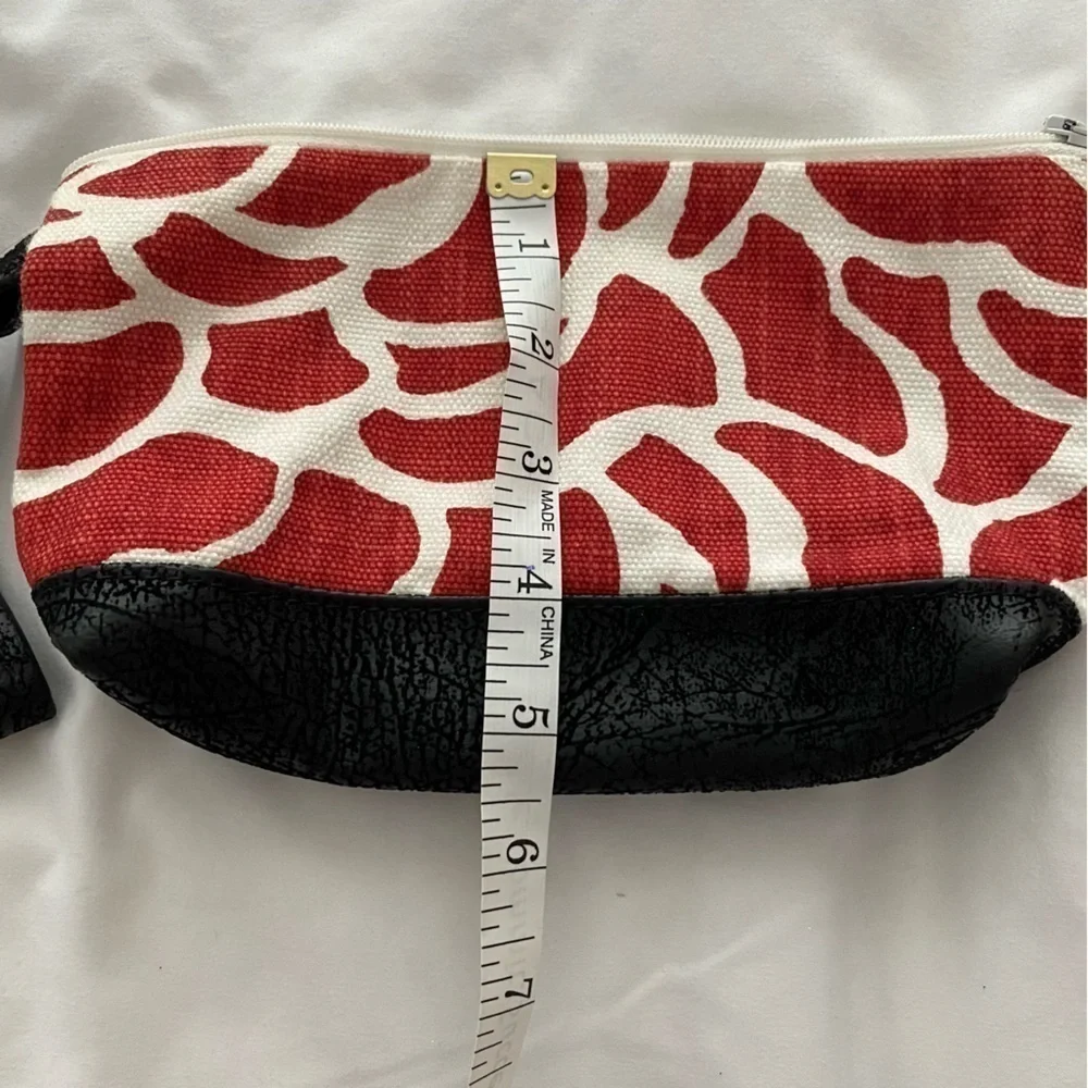 RebekahScottDesigns Wristlet Red White Design Faux leather base wristlet handle - Picture 5 of 8